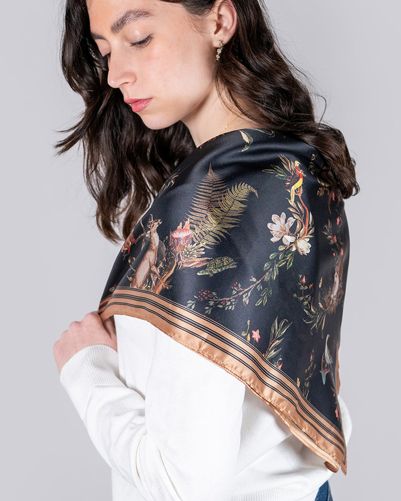 Foulard Toile Wonderland