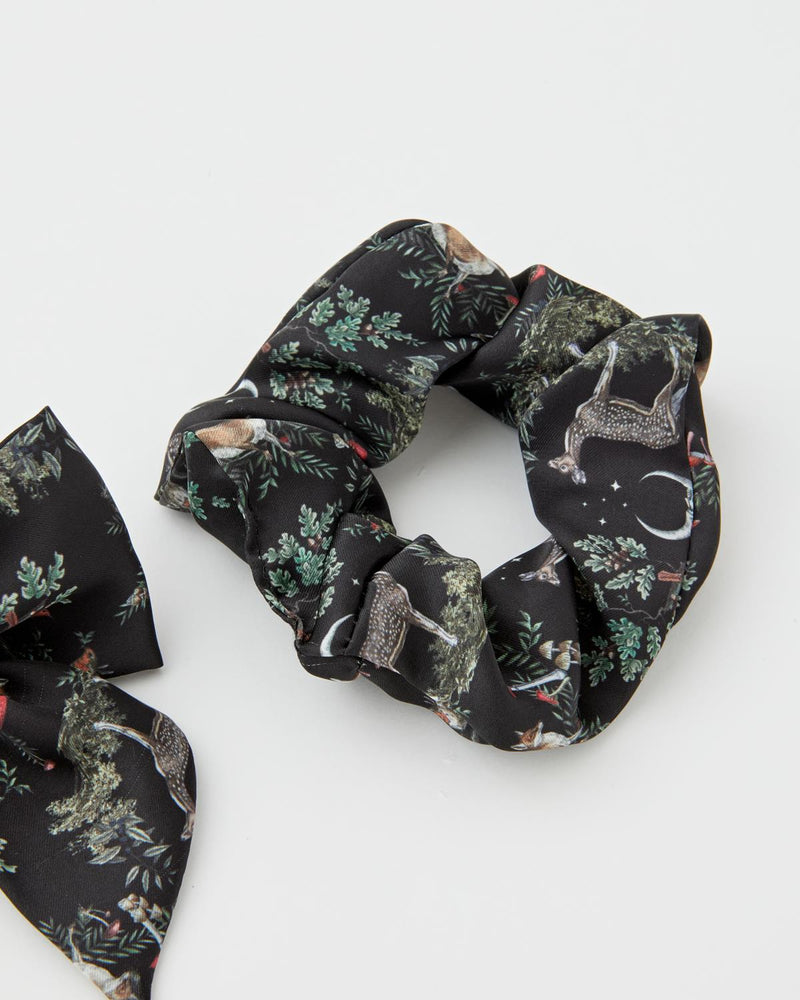 A Night's Tale Scrunchie & Bow Black