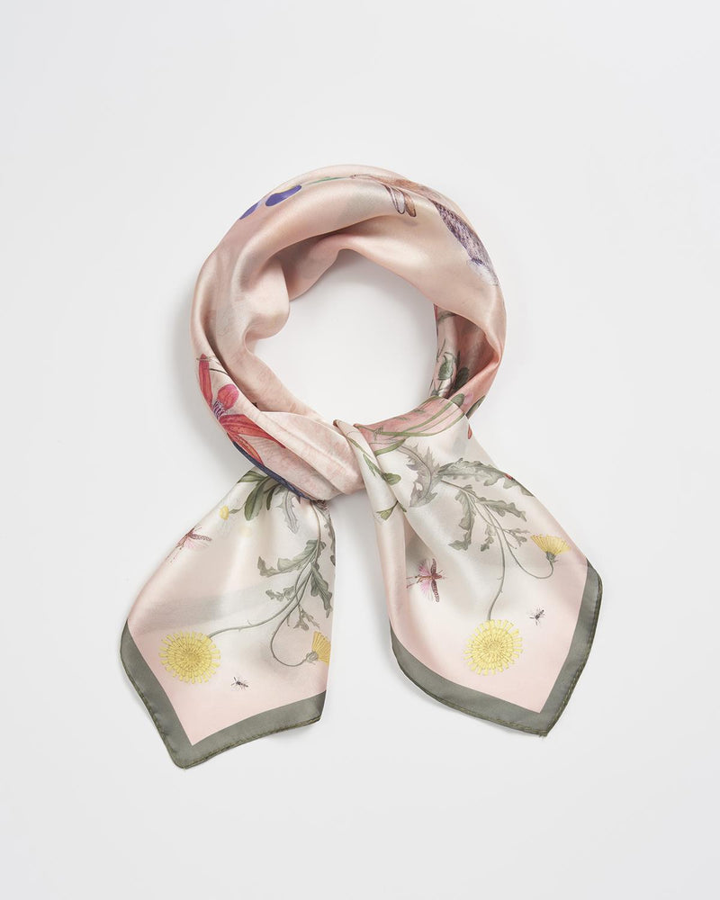 Running Bunny Narrative Ivory Square Scarf